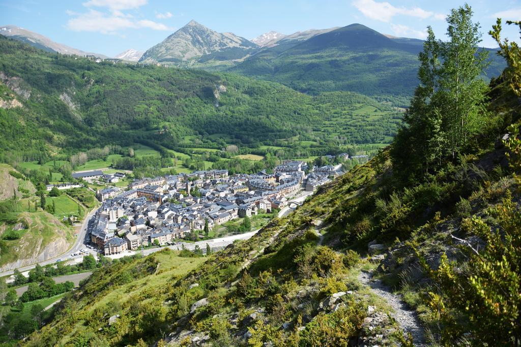 San Marsial Benasque Apart Hotel Екстериор снимка