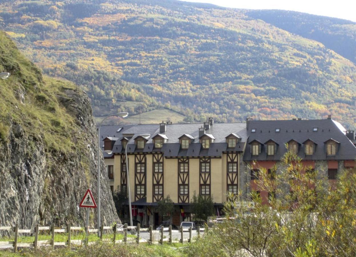 San Marsial Benasque Apart Hotel Екстериор снимка