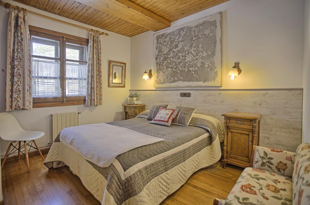 San Marsial Benasque Apart Hotel Стая снимка